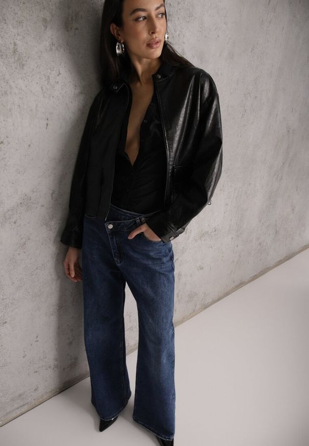 Renee - Niebieskie Asymetryczne Jeansy Wide Leg High Waist z Bawełny Leoira. Okazja: na co dzień. Stan: podwyższony. Kolor: niebieski. Styl: casual