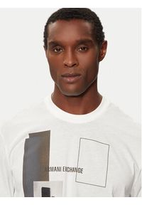 Armani Exchange T-Shirt 6DZTHZ ZJBYZ 61AK Biały Regular Fit. Kolor: biały. Materiał: bawełna