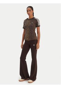 Adidas - adidas Legginsy Essentials KD3849 Brązowy Flared Leg. Kolor: brązowy. Materiał: wiskoza #5