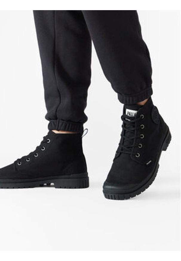 Palladium Trapery Pampa Sp20 Hi Cvs 76838-008-M Czarny. Kolor: czarny. Materiał: materiał