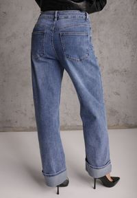 Renee - Niebieskie Asymetryczne Jeansy z Bawełny z Podwiniętymi Nogawkami Kenavia. Okazja: na spacer, na co dzień. Kolor: niebieski. Styl: casual, elegancki #6