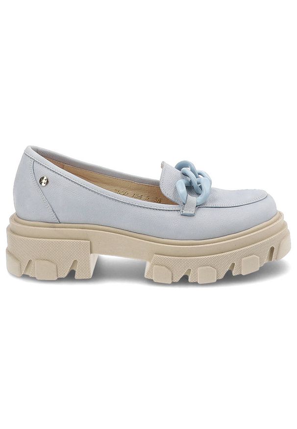 Niebieskie Półbuty Maciejka Modne Skórzane Mokasyny. Okazja: na co dzień. Zapięcie: bez zapięcia. Kolor: niebieski. Szerokość cholewki: normalna. Wzór: aplikacja, kolorowy. Materiał: skóra. Obcas: na obcasie. Styl: casual, elegancki. Wysokość obcasa: niski