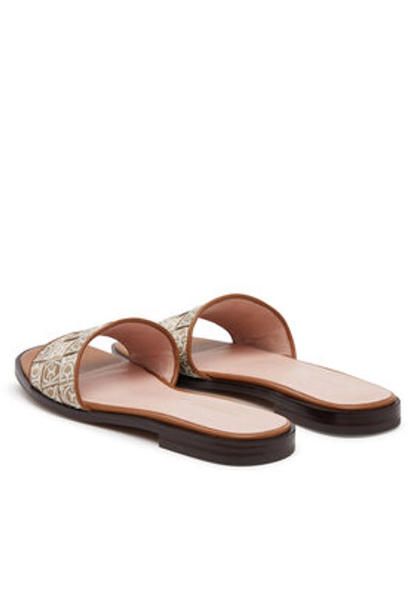 Coccinelle Klapki E4 SVR 17 02 01 Beżowy. Kolor: beżowy. Materiał: materiał