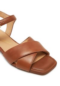 Clarks Sandały Serina35 Cross 26181346 Brązowy. Kolor: brązowy. Materiał: skóra #5
