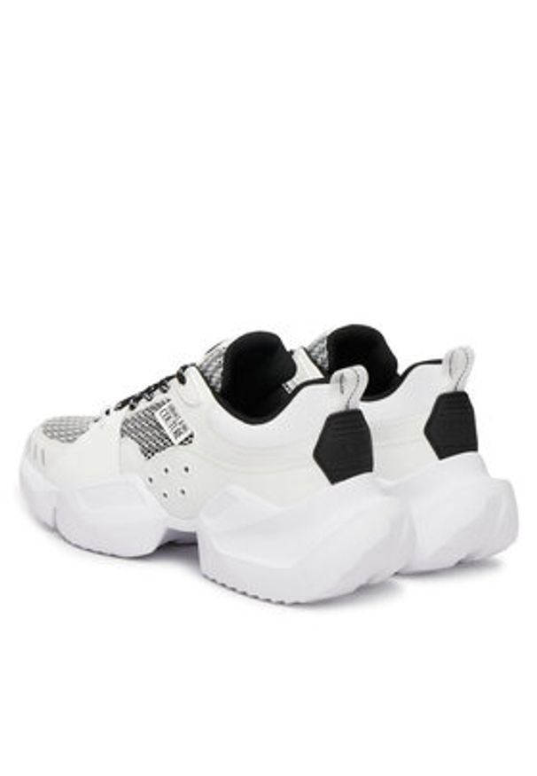 Versace Jeans Couture Sneakersy 80YA3SU4 ZSD89 Biały. Kolor: biały. Materiał: mesh