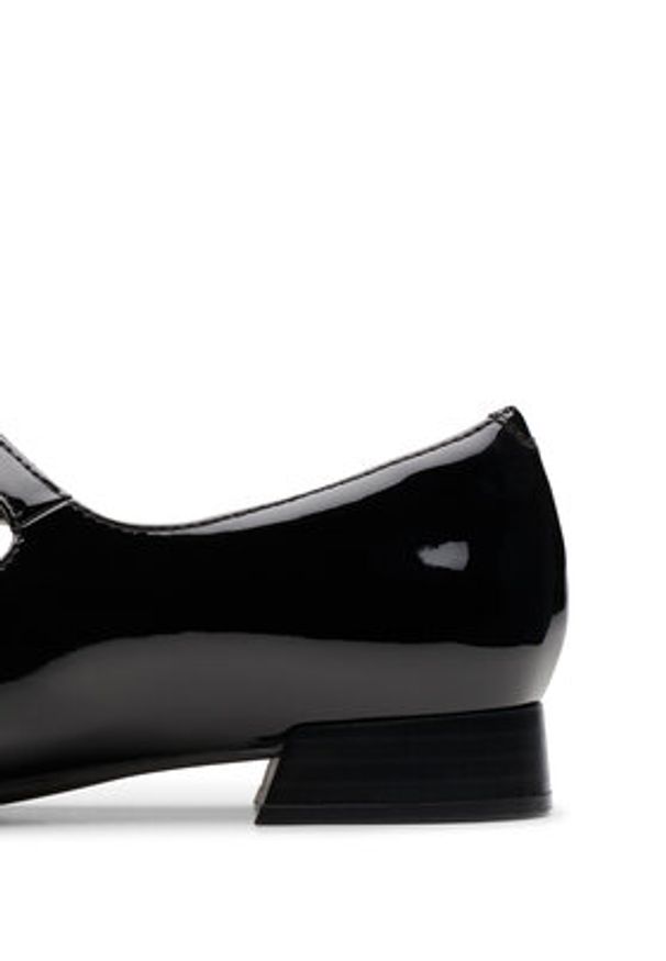 Clarks Półbuty Natalyn Lane 26181930 Czarny. Kolor: czarny. Materiał: skóra