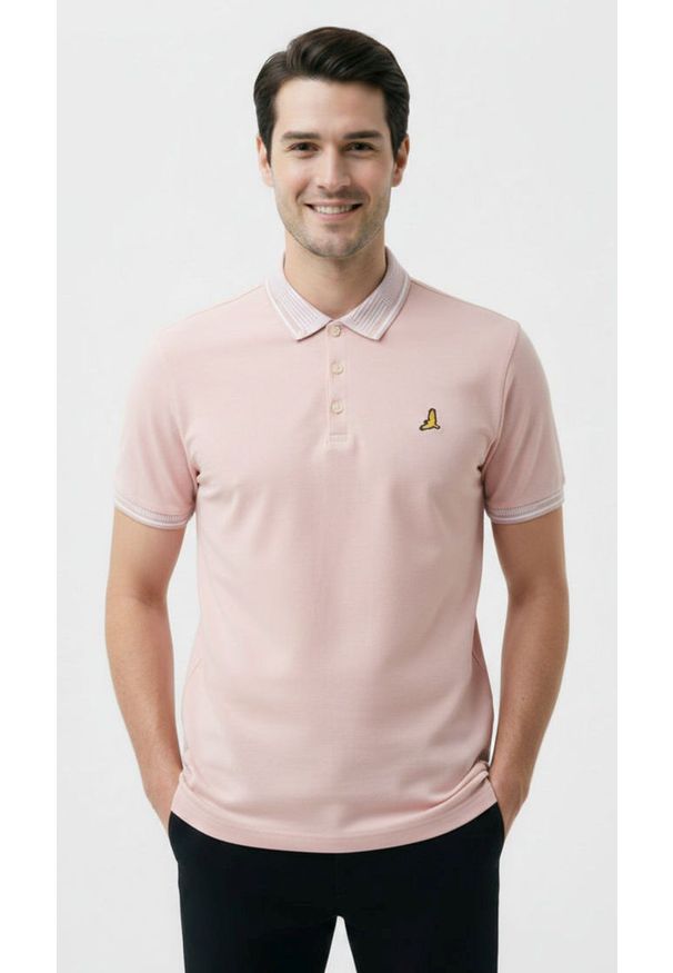 Oryginalna Koszulka Polo - Brave Soul - Pudrowy Róż. Okazja: na co dzień. Typ kołnierza: polo. Kolor: różowy. Materiał: bawełna. Styl: casual