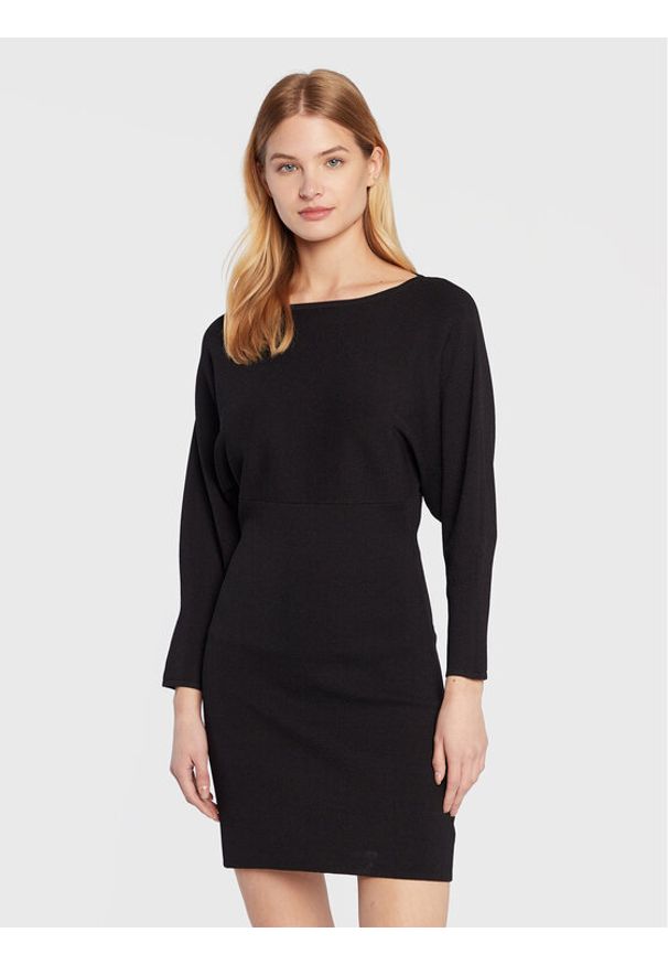 Sisley Sukienka dzianinowa 11APMV004 Czarny Regular Fit. Kolor: czarny. Materiał: syntetyk