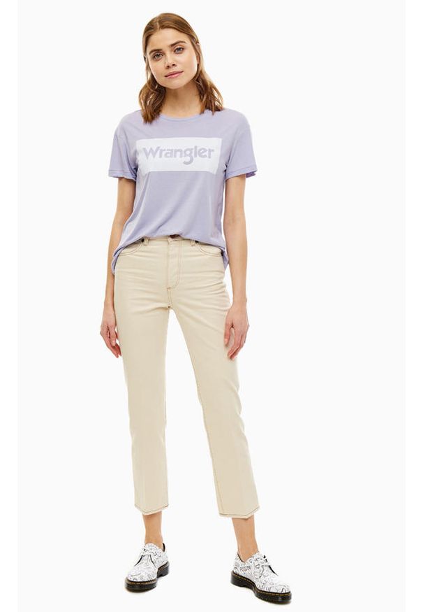 Wrangler - SPODNIE DAMSKIE WRANGLER RETRO STRAIGHT NATURAL SAND W238UQ24U 112127884. Styl: retro