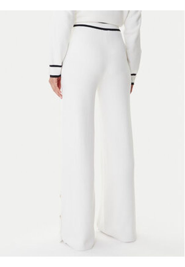 Liu Jo Sport Spodnie dzianinowe TF5252 MS59L Écru Regular Fit. Materiał: syntetyk. Styl: sportowy