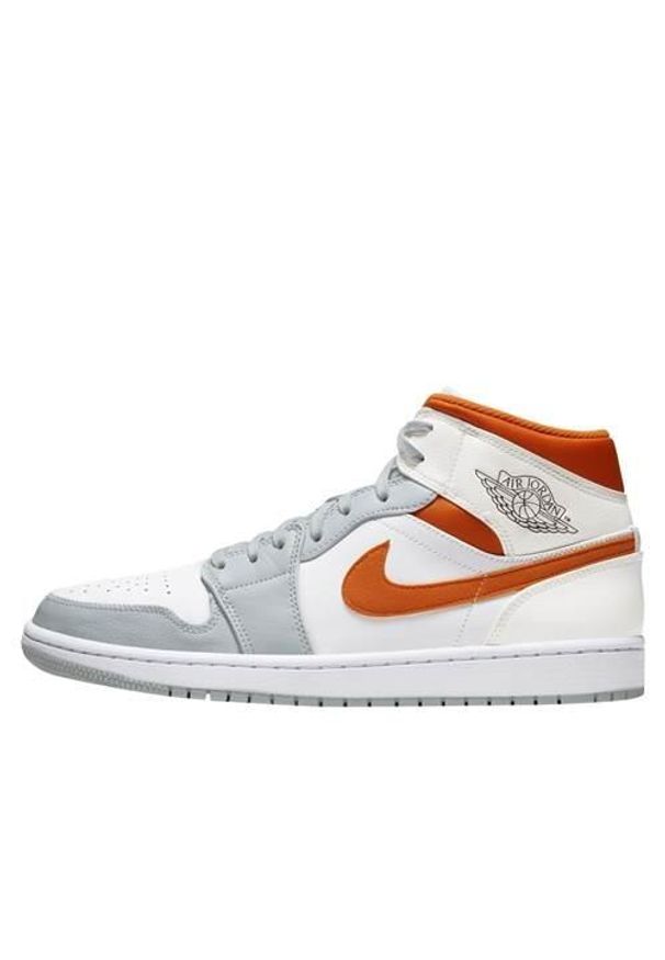 Buty do chodzenia męskie Nike Air Jordan 1 Mid Starfish Orange. Wysokość cholewki: za kostkę. Zapięcie: sznurówki. Kolor: żółty, pomarańczowy, wielokolorowy, szary. Materiał: tkanina, materiał, skóra, syntetyk. Szerokość cholewki: normalna. Model: Nike Air Jordan. Sport: turystyka piesza