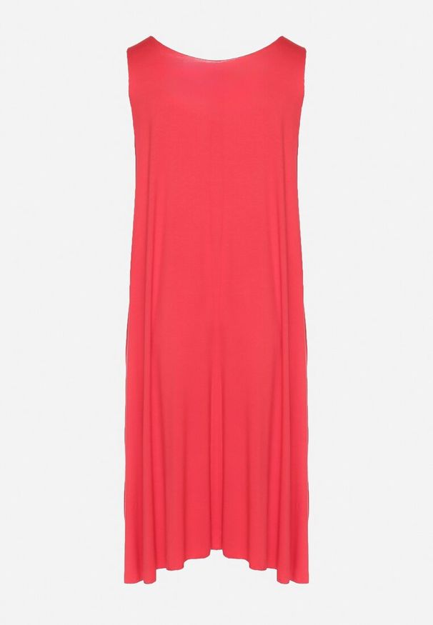 Born2be - Czerwona Wiskozowa Sukienka na Ramiączkach Ozdobiona Metaliczną Nicią Nevina. Okazja: na co dzień. Kolekcja: plus size. Kolor: czerwony. Materiał: wiskoza. Długość rękawa: na ramiączkach. Wzór: aplikacja. Typ sukienki: proste, dla puszystych. Styl: casual