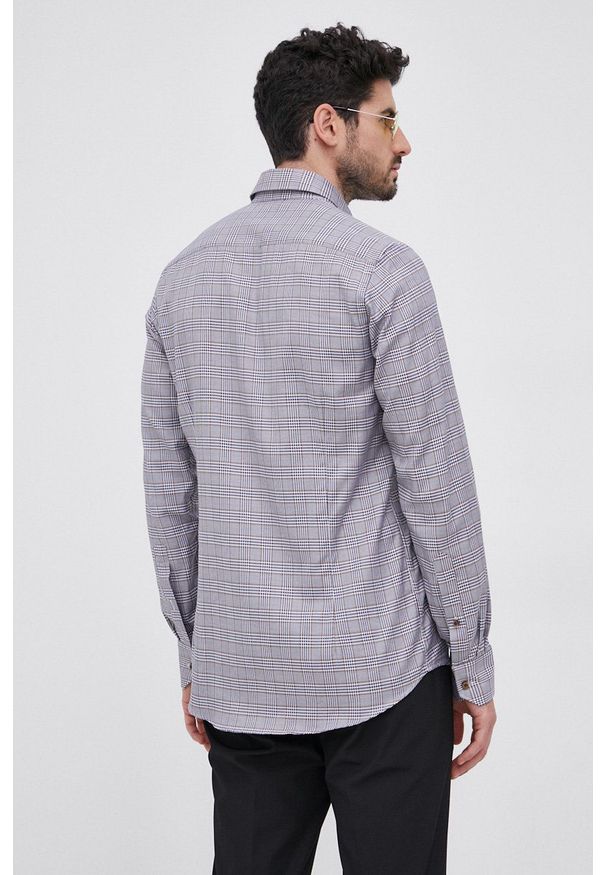 Emanuel Berg Koszula bawełniana męska kolor granatowy slim z kołnierzykiem button-down. Typ kołnierza: button down. Kolor: niebieski. Materiał: bawełna. Długość rękawa: długi rękaw. Długość: długie