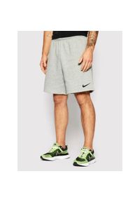 Spodnie sportowe męskie Nike Park 20 Fleece. Kolor: czarny, szary, wielokolorowy. Długość: krótkie. Sport: fitness #1