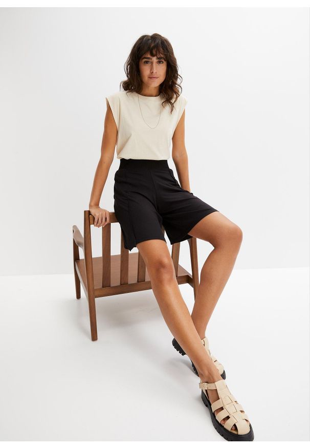 bonprix - Bermudy z dżerseju z wygodnym pasem. Kolor: czarny. Materiał: jersey. Sezon: lato