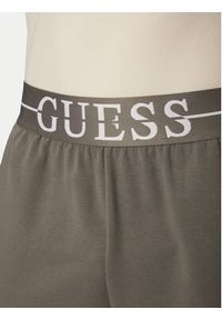 Guess Szorty sportowe U6GD00 KC241 Szary Regular Fit. Kolor: szary. Materiał: bawełna. Styl: sportowy #4