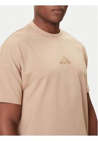 Adidas - adidas T-Shirt ALL SZN JX5083 Beżowy Loose Fit. Kolor: beżowy. Materiał: bawełna #4