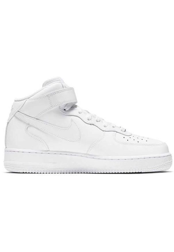 Buty do chodzenia damskie Nike Air Force. Zapięcie: rzepy. Kolor: biały. Materiał: tkanina, skóra. Szerokość cholewki: normalna. Model: Nike Air Force. Sport: turystyka piesza