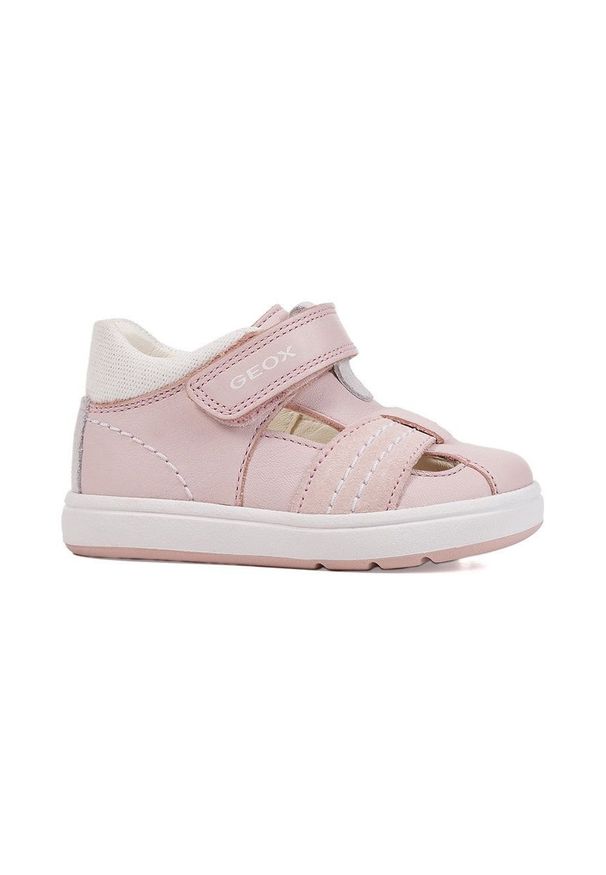 Geox buty dziecięce kolor różowy. Nosek buta: okrągły. Zapięcie: rzepy. Kolor: różowy. Materiał: skóra, guma