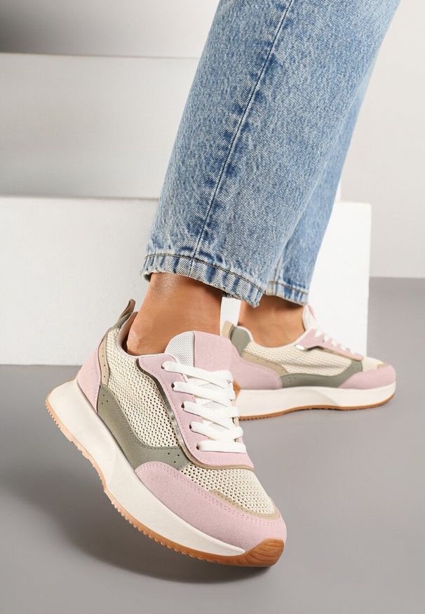 Born2be - Różowe Sneakersy z Geometrycznym Wzorem Borgis. Nosek buta: okrągły. Zapięcie: sznurówki. Kolor: różowy. Szerokość cholewki: normalna. Wzór: geometria. Materiał: jeans, materiał. Sezon: jesień, wiosna. Obcas: na obcasie. Wysokość obcasa: niski