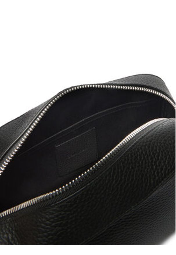 Calvin Klein Kosmetyczka Foil Emboss Dopp Kit LV04D1031G Czarny. Kolor: czarny. Materiał: skóra