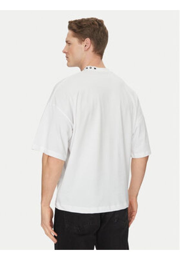 Richmond X T-Shirt Bani UMA24058TS Biały Regular Fit. Kolor: biały. Materiał: bawełna