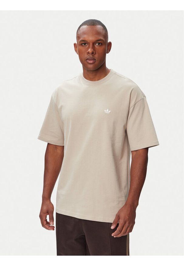 Adidas - adidas T-Shirt Trefoil Essentials IA7548 Beżowy jasny Loose Fit. Kolor: beżowy. Materiał: bawełna