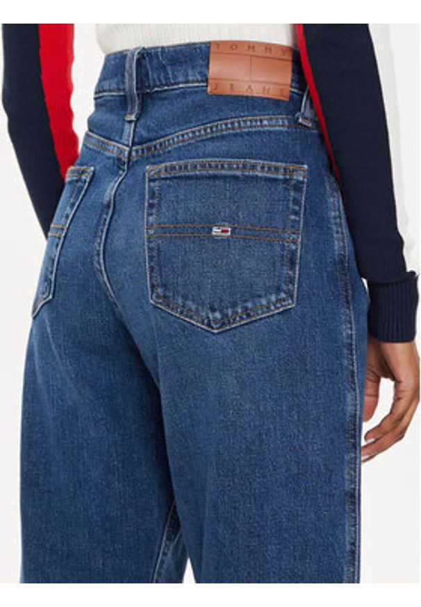 Tommy Jeans Jeansy Betsy DW0DW19251 Niebieski Straight Fit. Kolor: niebieski