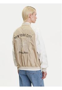 Tommy Jeans Kurtka bomber Souvenir DW0DW21432 Beżowy. Kolor: beżowy. Materiał: syntetyk #5