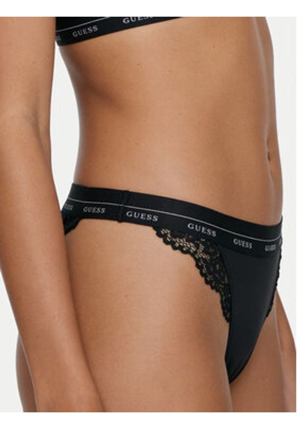 Guess Figi brazylijskie O4YE00 PZ01C Czarny. Kolor: czarny. Materiał: syntetyk