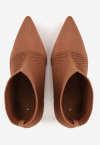 Born2be - Brązowe Skarpetkowe Botki VICES na Szpilce z Cholewką o Strukturalnym Splocie Lodinia. Okazja: na co dzień, na spotkanie biznesowe, na randkę, do pracy. Zapięcie: bez zapięcia. Kolor: brązowy. Materiał: jeans. Szerokość cholewki: normalna. Wzór: ze splotem. Obcas: na szpilce. Styl: casual, biznesowy, elegancki, klasyczny #6