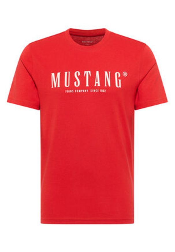 Mustang T-Shirt Austin 1016853 Czerwony Regular Fit. Kolor: czerwony. Materiał: bawełna
