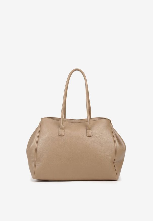 Renee - Beżowa Torebka Shopper z Dwoma Rączkami Ozdobiona Paskiem z Klamrą Remisse. Kolor: beżowy. Wzór: aplikacja. Styl: casual, elegancki, klasyczny. Rodzaj torebki: na ramię