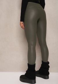 Renee - Ciemnozielone Legginsy z Imitacji Skóry High Waist z Polarem Selabra. Okazja: na co dzień. Stan: podwyższony. Kolor: zielony. Materiał: polar, skóra. Styl: casual #3