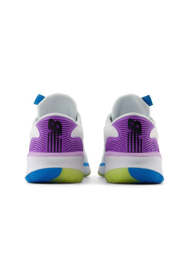 Buty męskie New Balance BBHSLW1 – białe. Kolor: biały. Materiał: syntetyk, materiał, guma. Szerokość cholewki: normalna. Sport: bieganie, koszykówka, fitness