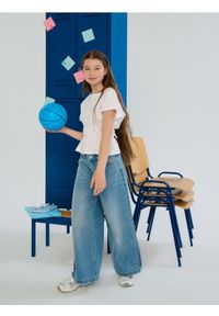Sinsay - Jeansy wide leg z cyrkoniami - niebieski. Kolor: niebieski