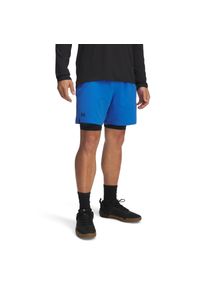 Szorty 2 w 1 Under Armour Vanish Woven. Kolor: niebieski. Sport: fitness, bieganie