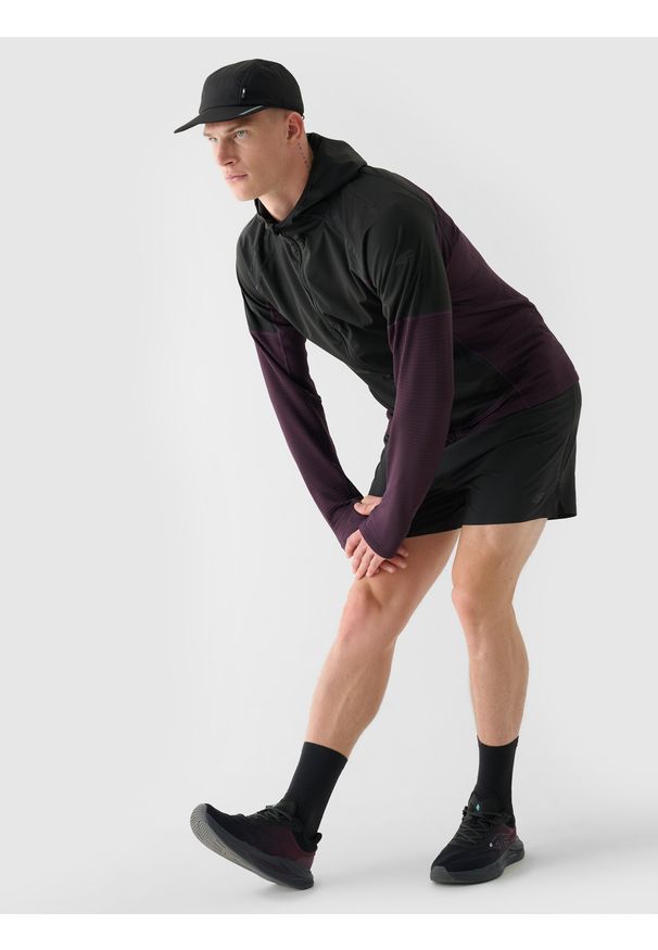 4f - 4F Bluza do biegania szybkoschnąca męska - fioletowa XXL. Typ kołnierza: kaptur. Kolor: fioletowy. Materiał: materiał, włókno, syntetyk, dzianina. Długość rękawa: raglanowy rękaw. Długość: krótkie. Styl: sportowy. Sport: fitness, bieganie