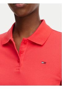 Tommy Jeans Polo Essential DW0DW20160 Czerwony Slim Fit. Typ kołnierza: polo. Kolor: czerwony. Materiał: bawełna #4