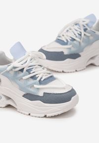 Renee - Biało-Niebieskie Sneakersy Ozdobnie Sznurowane z Wycięciami na Grubej Podeszwie Selvia. Zapięcie: sznurówki. Kolor: niebieski