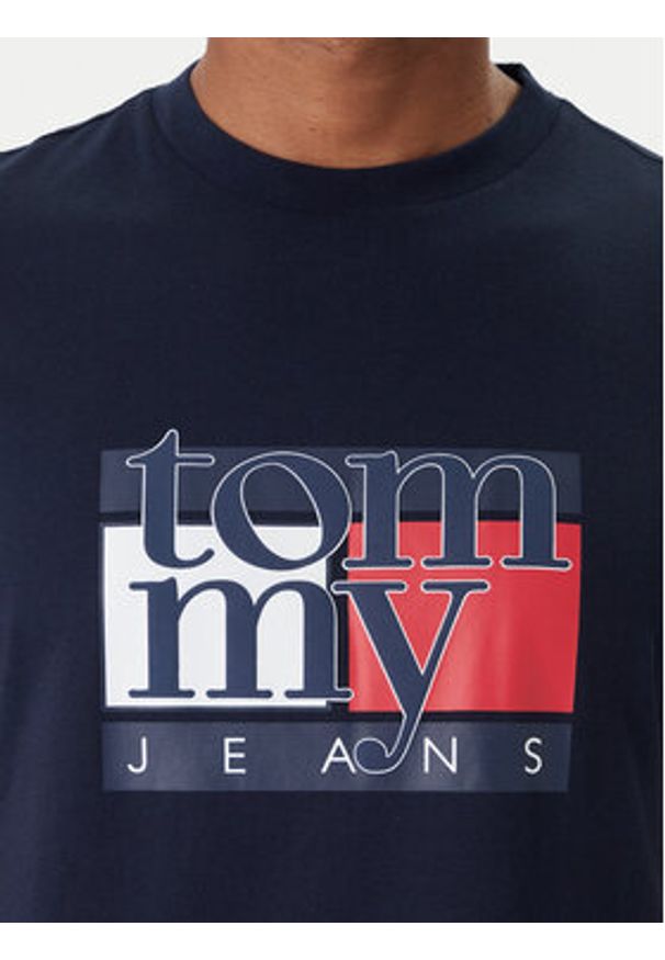 Tommy Jeans T-Shirt DM0DM21977 Granatowy Regular Fit. Kolor: niebieski. Materiał: bawełna