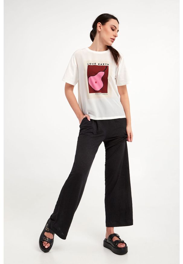 Weekend Max Mara - T-shirt Ussuri WEEKEND MAX MARA. Materiał: bawełna, jedwab. Długość rękawa: krótki rękaw. Długość: krótkie. Wzór: nadruk, kolorowy