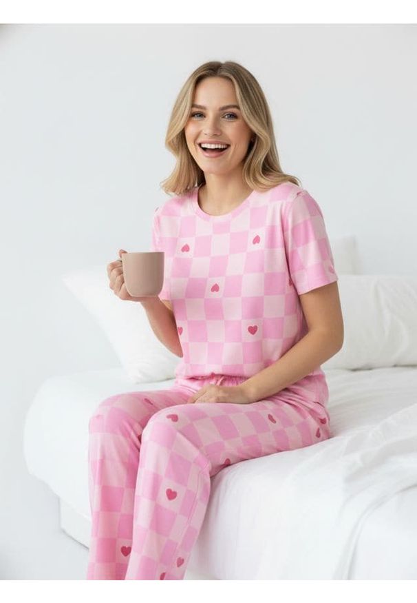 Sinsay - Dwuczęściowa piżama w szachownicę z motywem serc - różowy. Kolor: różowy
