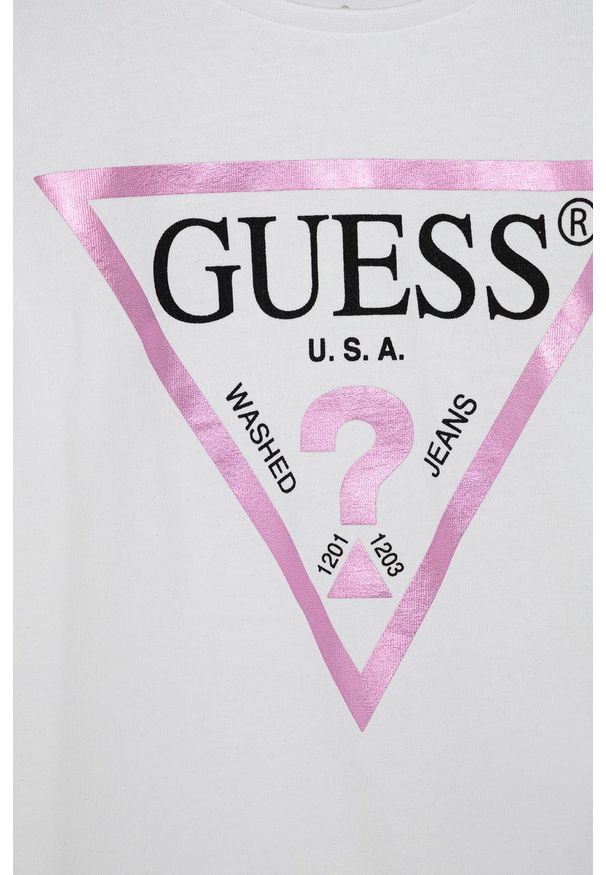 Guess Longsleeve dziecięcy kolor biały. Okazja: na co dzień. Kolor: biały. Długość rękawa: długi rękaw. Długość: długie. Wzór: nadruk. Styl: casual