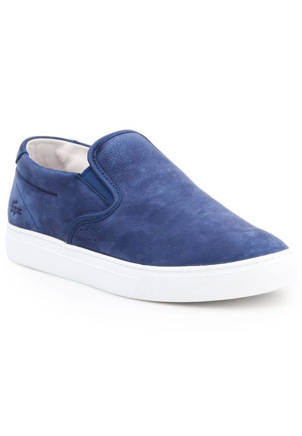 Buty Lacoste Alliot Slip-On 216 1 Cam M 7-31CAM0140120 granatowe. Okazja: na co dzień. Zapięcie: bez zapięcia. Kolor: niebieski. Materiał: skóra, guma. Szerokość cholewki: normalna. Styl: casual