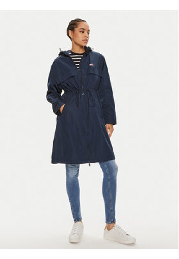 Tommy Jeans Parka Chicago DW0DW18305 Granatowy Regular Fit. Kolor: niebieski. Materiał: syntetyk
