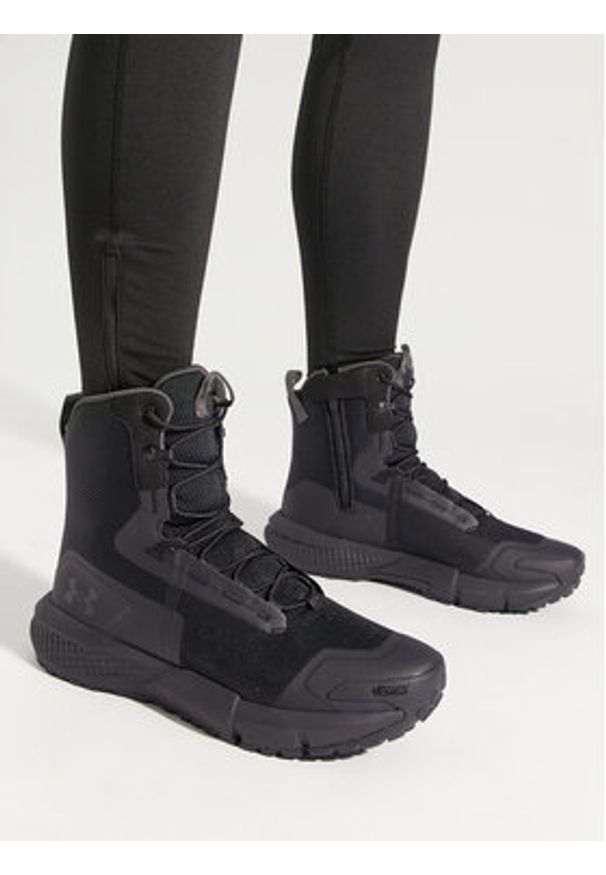 Under Armour Trekkingi Ua Charged Valsetz Zip 3027383-001 Czarny. Kolor: czarny. Materiał: materiał. Sport: turystyka piesza