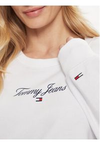 Tommy Jeans Bluza Essential Logo DW0DW16140 Biały Relaxed Fit. Kolor: biały. Materiał: bawełna, syntetyk #3