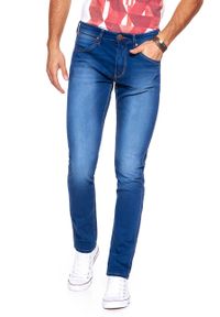 Wrangler - JEANSY MĘSKIE WRANGLER BOSTIN SHADES OF BLUE W17SY241O. Okazja: na co dzień. Styl: casual