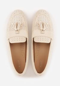 Renee - Beżowe Mokasyny VICES z Ażurową Cholewką i Frędzlami Hyrilea. Okazja: na co dzień. Kolor: beżowy. Materiał: jeans. Szerokość cholewki: normalna. Wzór: ażurowy. Styl: casual, street, boho #5